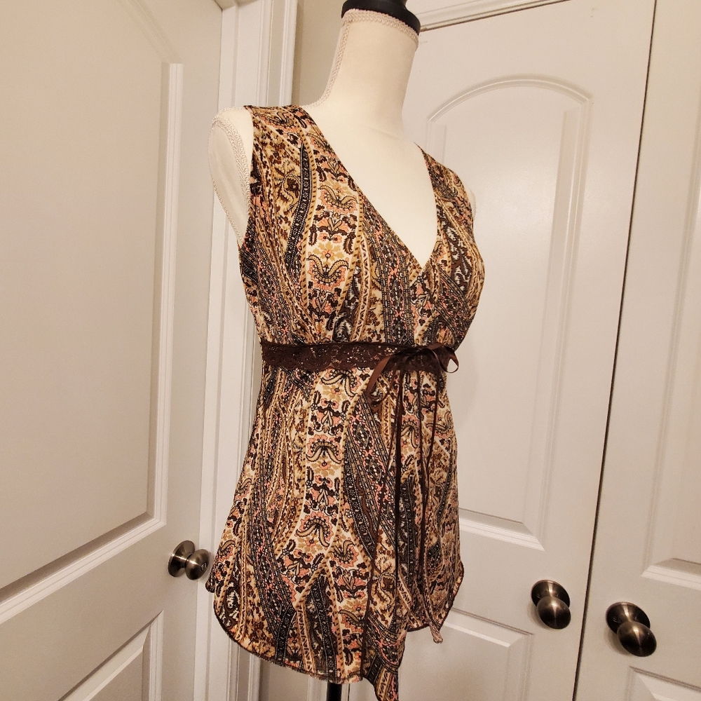 Elegant Paisley Blouse - Brown